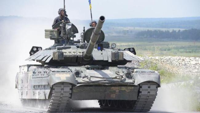 乌军出动最后一支坦克旅！号称泽连斯基仪仗队 这坦克型号相当有意思