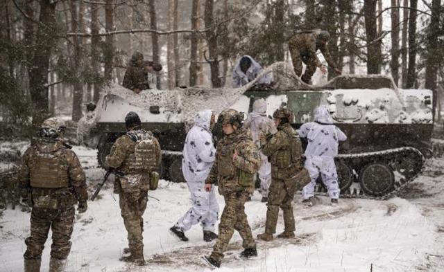 俄专家:俄军正在多个方向对乌进攻 春季攻势已经打响