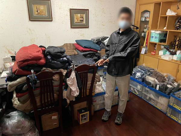 优衣库店长偷800余件服装7.5折二手销售，4年获利60万终被抓