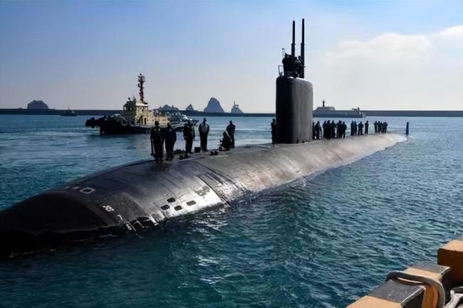 一艘美国核潜艇抵达釜山 意图向朝鲜示威  