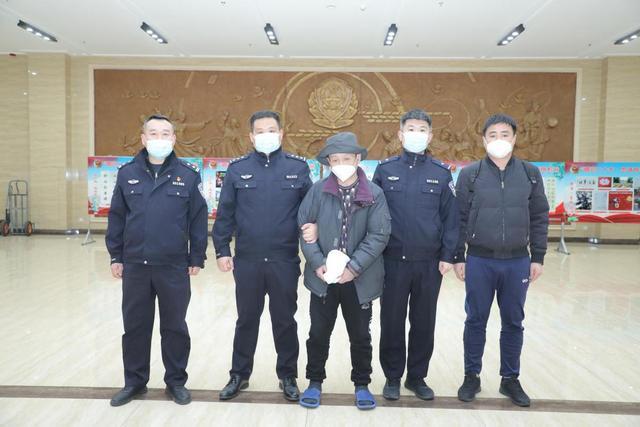 中国警方自俄引渡1名杀人犯罪嫌疑人，曾隐瞒杀人以虚假身份加入俄籍