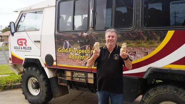 澳洲男子捡4.6公斤黄色石块，评估后确认含有2.6公斤黄金