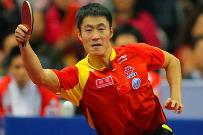 刘国梁连任中国乒协主席王励勤连任乒协副主席 对世界乒乓球运动的发展是好事！