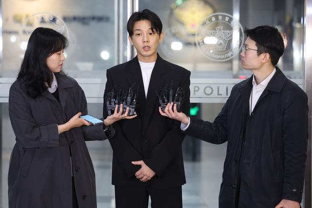 韩警方已确认与演员刘亚仁吸毒共犯 近期将二次传唤