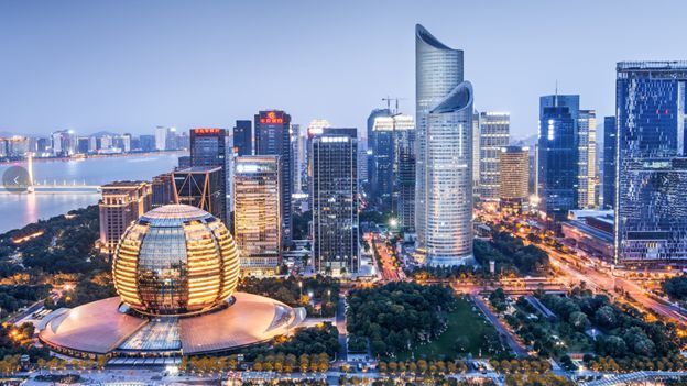 杭州人均消费超上海深圳，成全国“最能花钱”城市