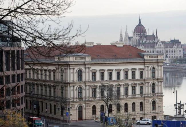 匈牙利退出国际投资银行 由于美国的制裁，该银行的运作失去了意义