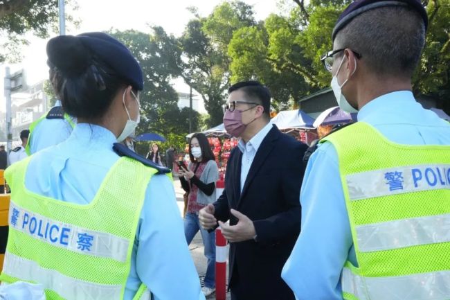 香港警队报名人数激增，报名者希望圆自己“警察梦”