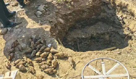 村民挖出102枚抗日战争时期日军九一式手榴弹 目前已全部销毁