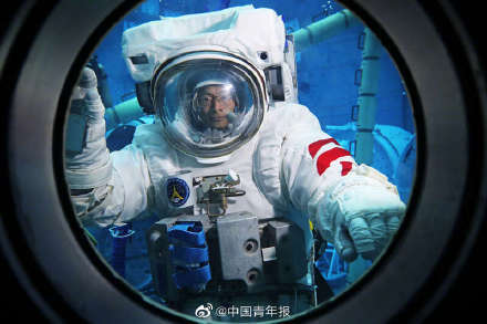 桂海潮：36岁大学教授变身航天员